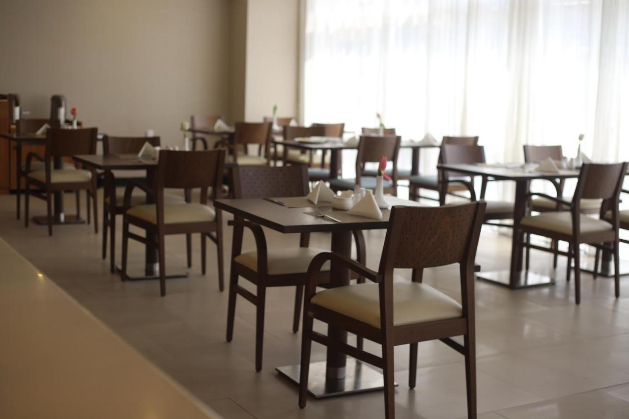 Best Western Plus Buraidah Exterior photo