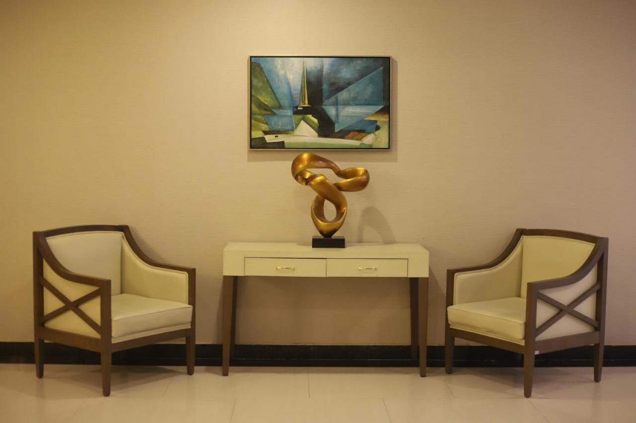 Best Western Plus Buraidah Exterior photo
